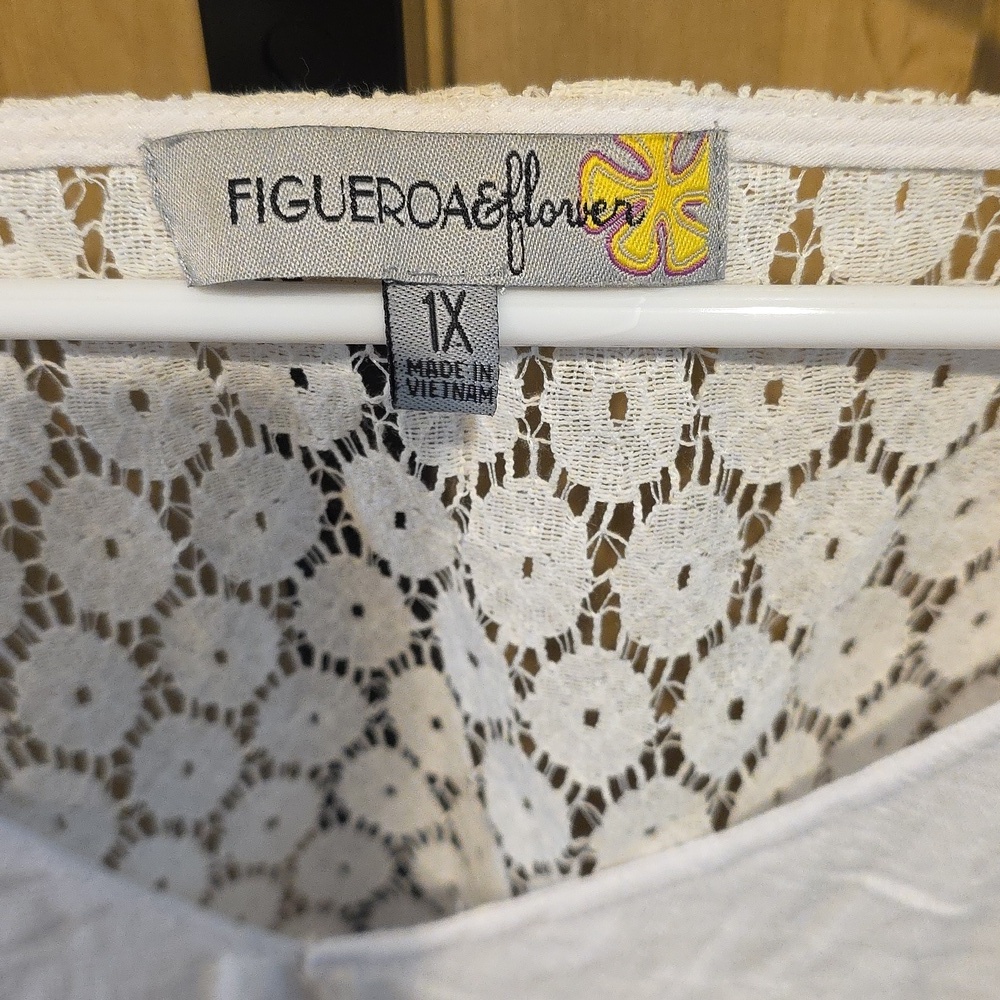 (J42) Chic White Lace Women's Blouse Sz 1x - Picture 2 of 3